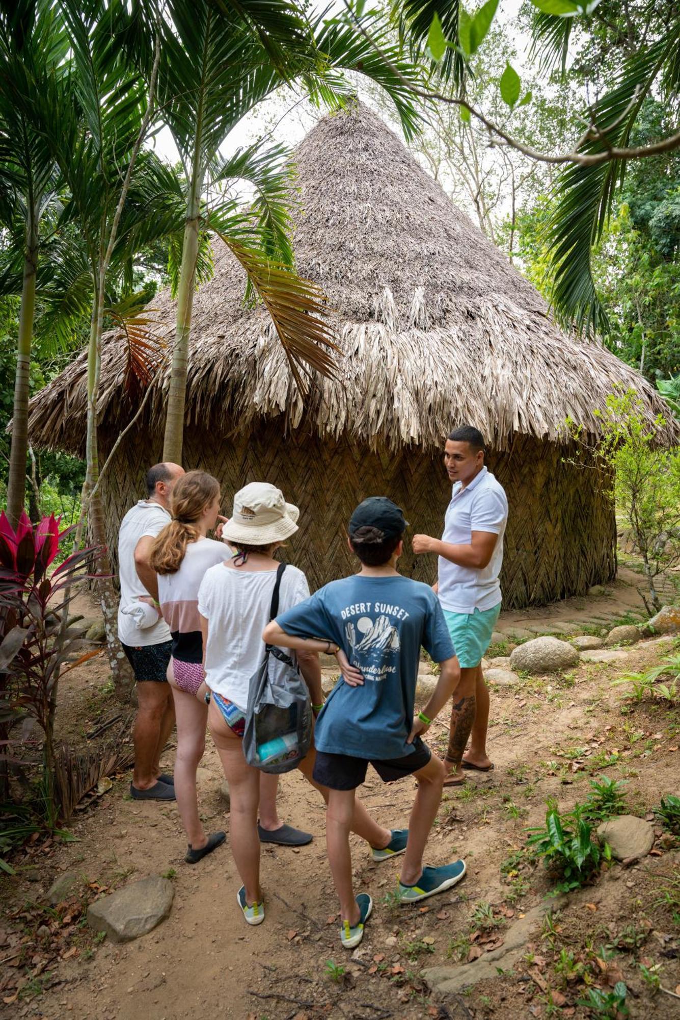 Taironaka Eco Hotel Don Diego Ngoại thất bức ảnh